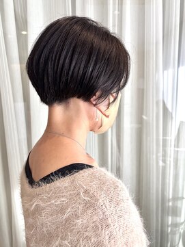 アミリアバイザザ(amiliea by ZA/ZA) 丸みシルエットの大人ハンサムショー