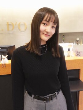 【髪質改善ストレート】ミディスタイル×オリーブグレージュ