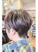 ショートヘア
