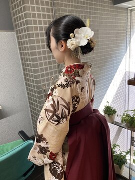 クラウン(CROWN) タイトシニヨン