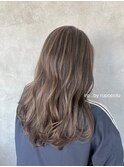 巻き髪が可愛くなる！ロングハイライト