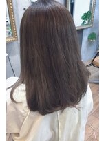ココ ヘアーワークス(Co'Co hair works)&nbsp;切りっぱなしセミロング