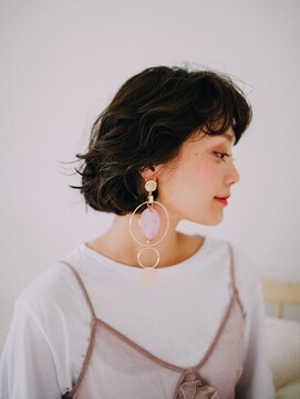 フローラビューティーヘアー(Flora Beauty Hair) ユルっと耳かけミディ/20代/30代/40代/50代/岡山/表町
