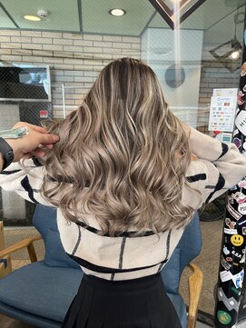 ラフ(LAFF) #黒髪#ボブルフ#ネビージュ#小顔#ワンレン