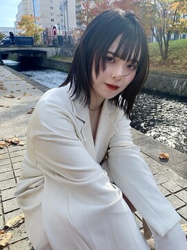 メイカ(MEIKA) 【 ミディアムレイヤー × ストレート 】浅野美紀