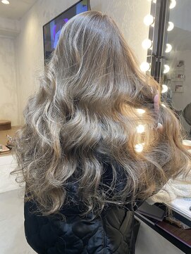 プルメリアドット(Plumeria.) ベージュ