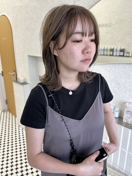 コス(KOS) 【KOS　立川】ふんわりミディアム×ミルクティーベージュ