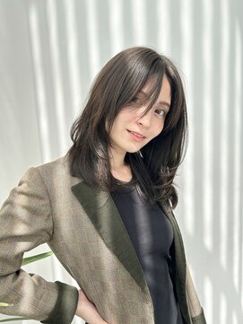 アルティファータ(artifata) オリーブベージュ ブリーチなし 透明感カラー イエベ秋