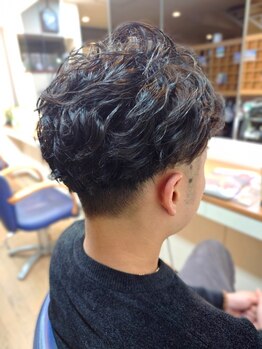 あだち美容室 宮の森店の写真/【Men's人気No.1☆スカルプクレンジングスパ+CUT+眉CUT￥7700】骨格に合わせたスタイルをご提案します！