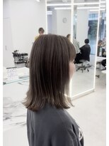 ブラウン(Brown)&nbsp;ナチュラルに品がよく★白髪ぼかしハイライト