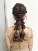 編みおろしツインポニーテール