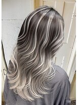 エノア 青山(ENORE)&nbsp;ハイライト/バレイヤージュ/グラデーションカラー/ダブルカラー