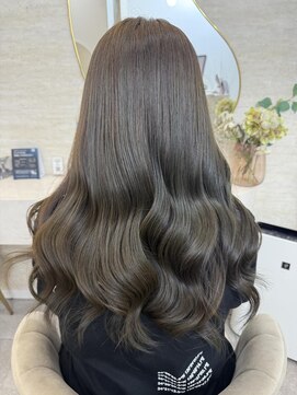 ラビス クローバー(Lovis clover) くびれヘア/アプリコットオレンジ/ハイライトカラー/夏/縮毛矯正