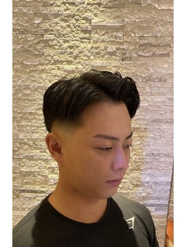 アールドボーテ 理容室(R de Beaute) 銀座 七三分け ミドルフェード