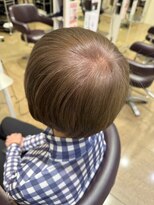 レッド(ReD)&nbsp;白髪ぼかし/白髪ぼかしハイライト/脱白髪染め/金沢/髪質改善