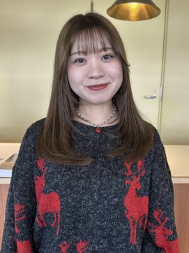 ロジェ(loje) 20代、30代、40代　ミディアムレイヤー/オリーブベージュ