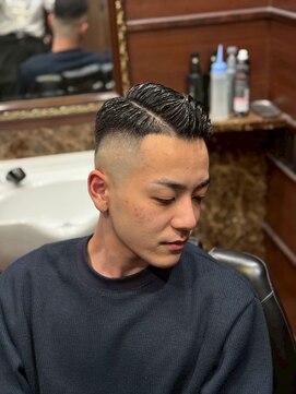 ヒロギンザ 銀座本店(HIRO GINZA) 七三フェード