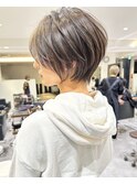 30代40代50代ショート白髪ぼかし銀座丸みくびれ井