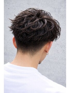 ゴットイズム(GOTTO ISM) メンズカジュアルパーマスタイル