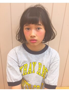 スティラサポ 平井駅南口(Stilla sapo) 黒髪でも重く見えない柔らかボブ