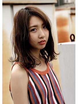 キャンバス(CANVAS) 切りっぱなしロングボブ