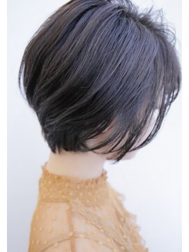 エアービジュー(Air Bijou) 小顔　ショートボブ　大人かわいい