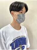 ストレートタッチ刈り上げツーブロ ナチュラルセンターパート