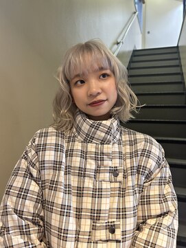スイ(suii.) high beige / 冬服との相性100%で可愛い!