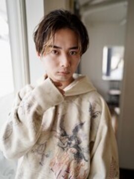 メンズヘアーログ 錦糸町(Men's hair L.O.G) メンズ　毛流れセンターパート