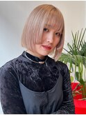 ハイトーンボブ ブリーチ ホワイトブロンド ボブ 韓国ヘア