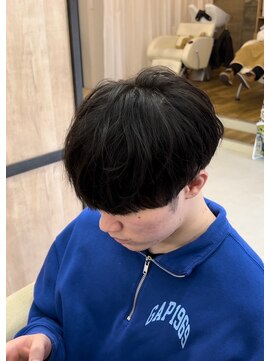 エッジ(EDGE) 大分メンズナチュラルストレート刈り上げマッシュショート