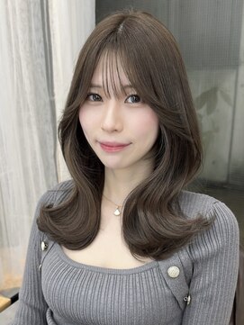 プラチナ(PLATINA) レイヤーカット顔まわり前髪セミロング20代30代40代