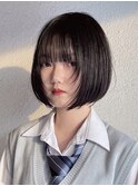 顔まわりにレイヤーを＋した大人かわいい抜け感ボブ