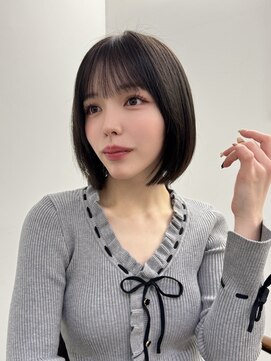◎シースルー前髪のミニマルぱつっとボブ