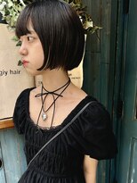 マギーヘア(magiy hair)&nbsp;大人可愛い小顔　切りっぱなし ミニボブ前髪あり　暗髪/nico