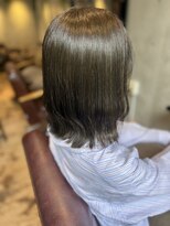 ヘアサロン レゴリス(hair salon REGOLITH)&nbsp;切りっぱなしオリーブグレージュ