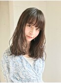 学生限定　伸ばしかけのミディアムを可愛くみせるエアウェーブ