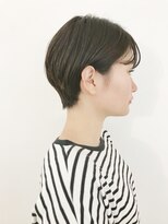 ハロウ 暗髪クールショート