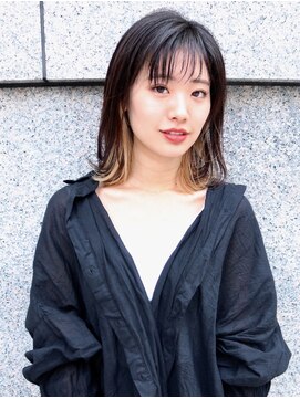 アンビエンテ(ambiente) 外ハネ  インナーカラー　 ハイライトカラー　濡れ髪【上田】