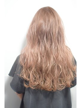 ミエル ヘア 新宿(miel hair) 〈mielhair新宿〉透明感ウェーブ ロング ダブルカラー