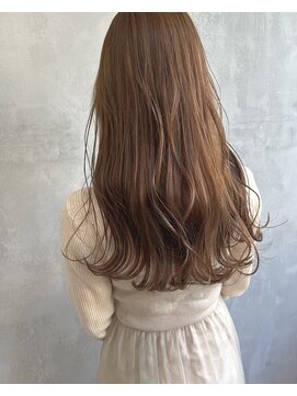 キチ(kichi.) [kichi.] セミロング×くすみベージュ