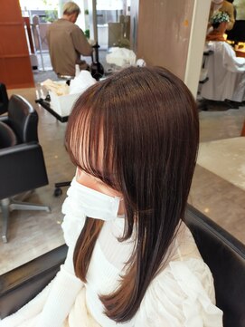 ビグディーサロン(BIGOUDI salon mukonosou) 顔周りレイヤー　インナーカラー