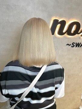 ノノ スワン(no.no SWAN) 王道金髪スタイル