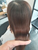 エスカーラ 町田(THE ESCALA)&nbsp;斜めバング/グレージュカラー/シルキーベージュ［町田駅］