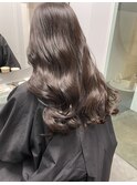 赤みなしブラウングレージュ艶カラー*暗髪透明感くびれヘア