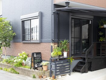 ＆ beauty salon