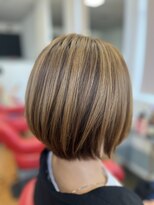 バンファミリージーナヘアー(Vanfamily gina hair)&nbsp;レイヤーボブ