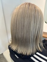 アイ(ai)&nbsp;切りっぱなしボブ