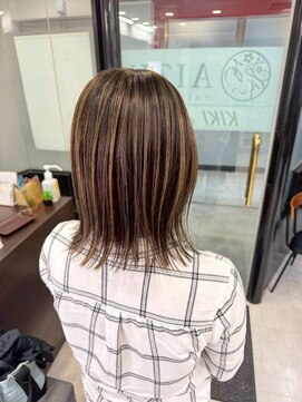 アイズ 本厚木(AIZU) 白髪ぼかしハイライト ベージュ