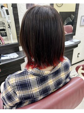 ヘアーデザインロアール(HairDesign  LOIRE) インナーカラーレイヤーボブ
